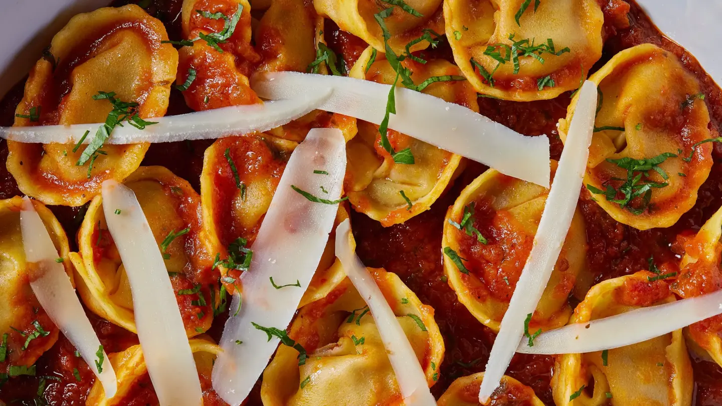 image shows scarletta pasta beef tortellini